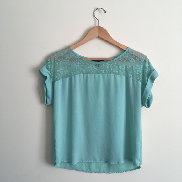 ⬇️ Forever 21 | Sheer Shoulder Top Small - Picture 1 of 4